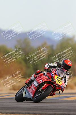 media/Feb-08-2025-CVMA (Sat) [[fcc6d2831a]]/Race 11-Amateur Supersport Open/